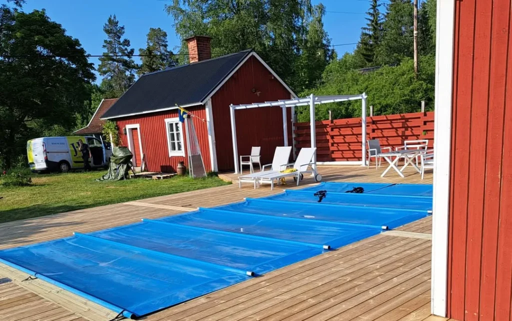 Då har vi lagt 200 kvm trall ute i Roslagen (1)